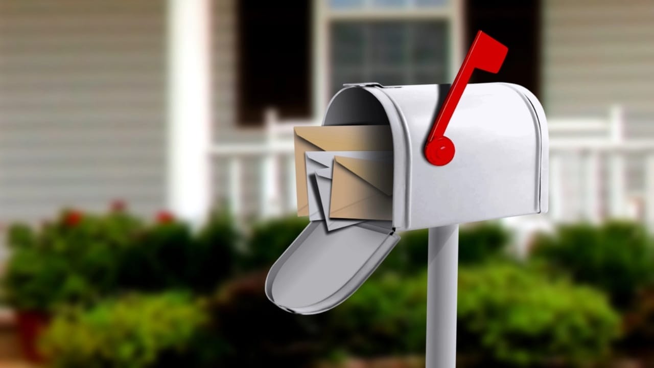 Don’t Get Caught Unprepared: 16 Ways to Defend Your Home from Burglars 15 Don’t Get Caught Unprepared: 16 Ways to Defend Your Home from Burglars -