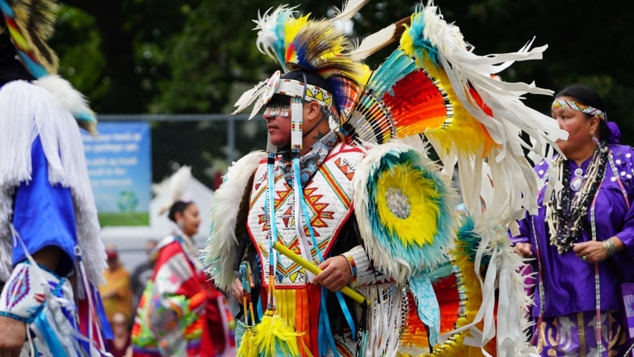 Why Eagle Feathers are Illegal—Except for One Group 4 Why Eagle Feathers are Illegal—Except for One Group - native american ss2203355535