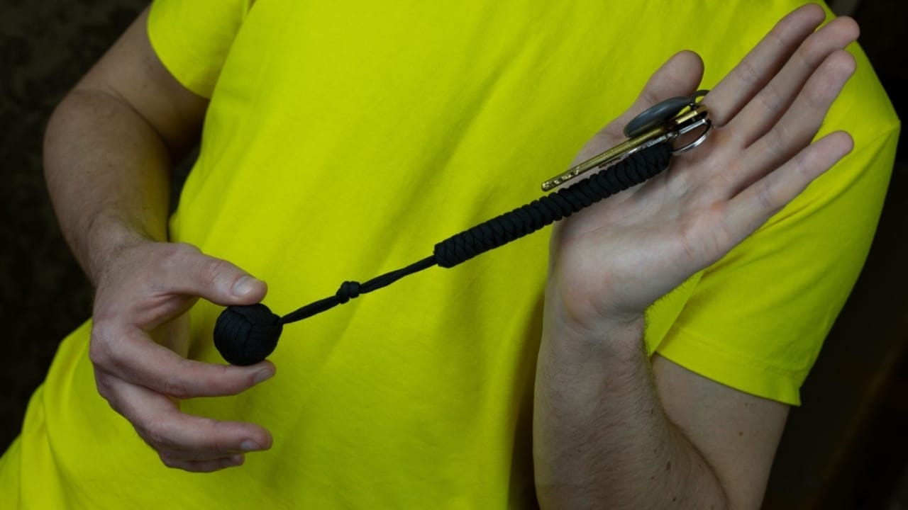 Urban Survival Kit: 16 Non-Lethal Essentials for Modern Self-Defense 9 Urban Survival Kit: 16 Non-Lethal Essentials for Modern Self-Defense - self defense keychain ss2465134331