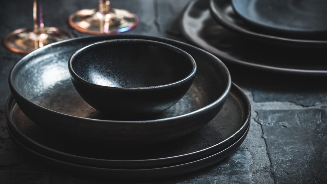 The 15 Donations Thrift Stores Secretly Wish You’d Stop Making 15 The 15 Donations Thrift Stores Secretly Wish You’d Stop Making - stoneware plates and bowls ss2262638839