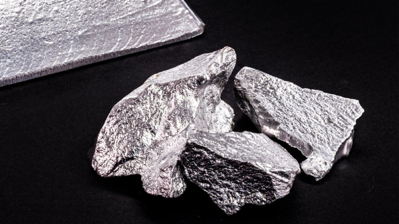 Make Money from Scrap: 15 Most Profitable Items to Sell 4 Make Money from Scrap: 15 Most Profitable Items to Sell - Aluminum ss2507046277