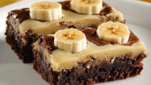 Banana Bread Brownies Recipe—The Perfect Dessert Mashup 1 Banana Bread Brownies Recipe—The Perfect Dessert Mashup - Banana Bread Brownies