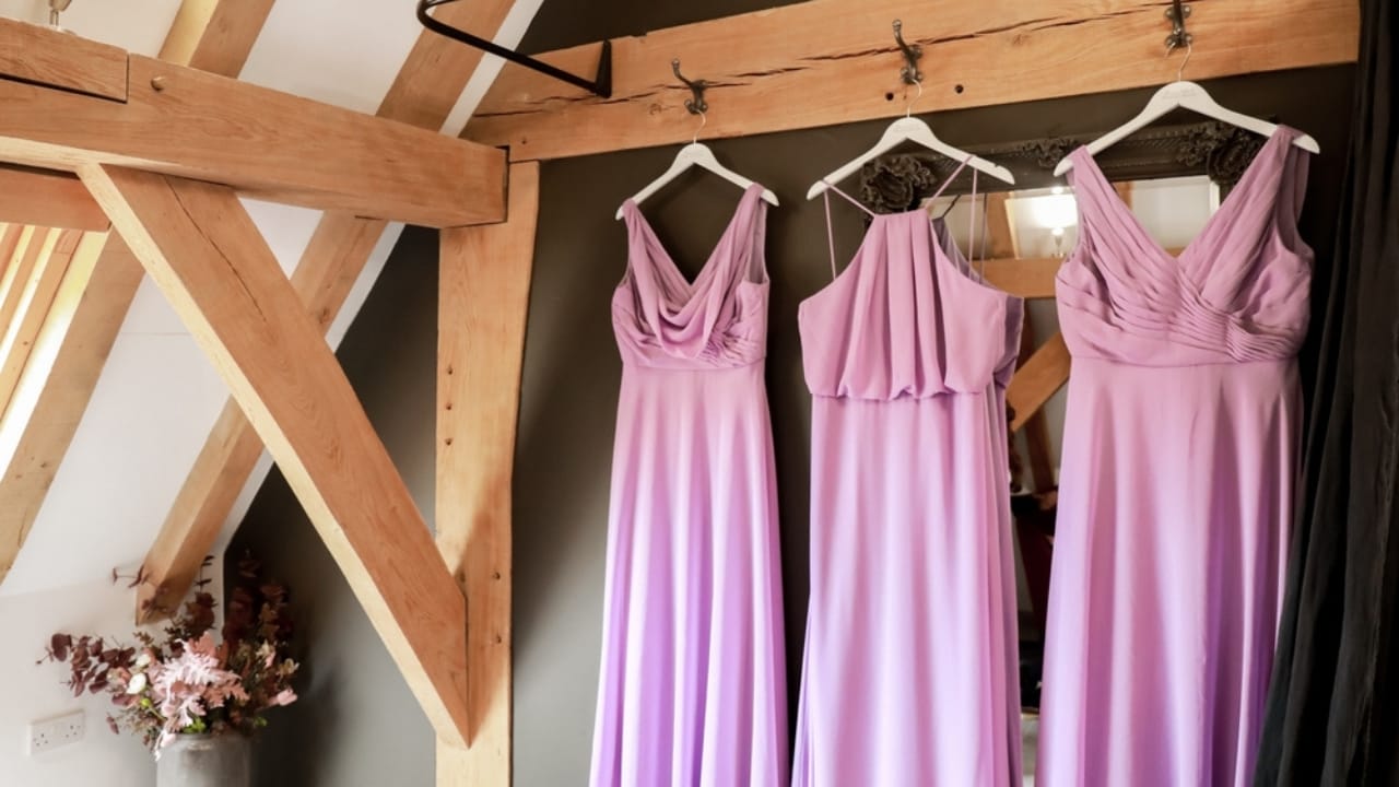16 Space-Wasting Closet Items to Throw Out Right Now 6 16 Space-Wasting Closet Items to Throw Out Right Now - Bridesmaid Dresses ss2524924501