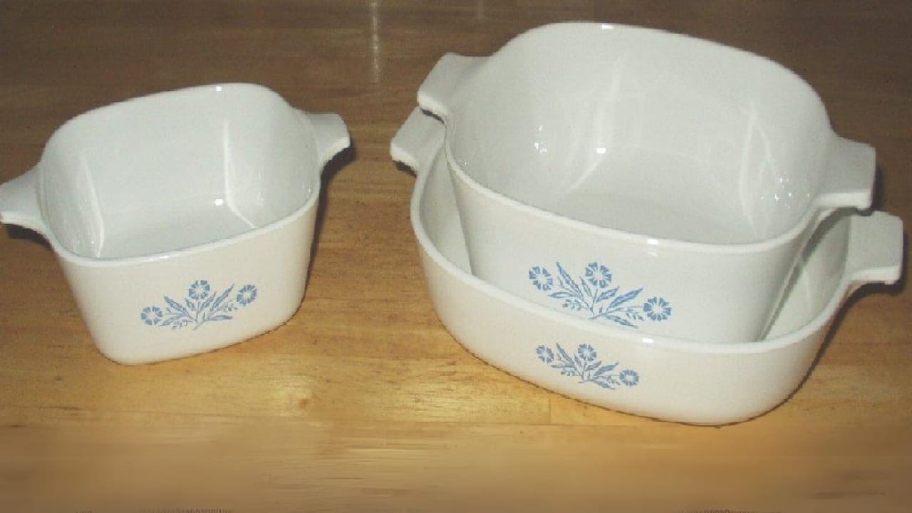16 Vintage Kitchen Items Selling for Big Money Today 6 16 Vintage Kitchen Items Selling for Big Money Today - Corningware casserole dishes wc