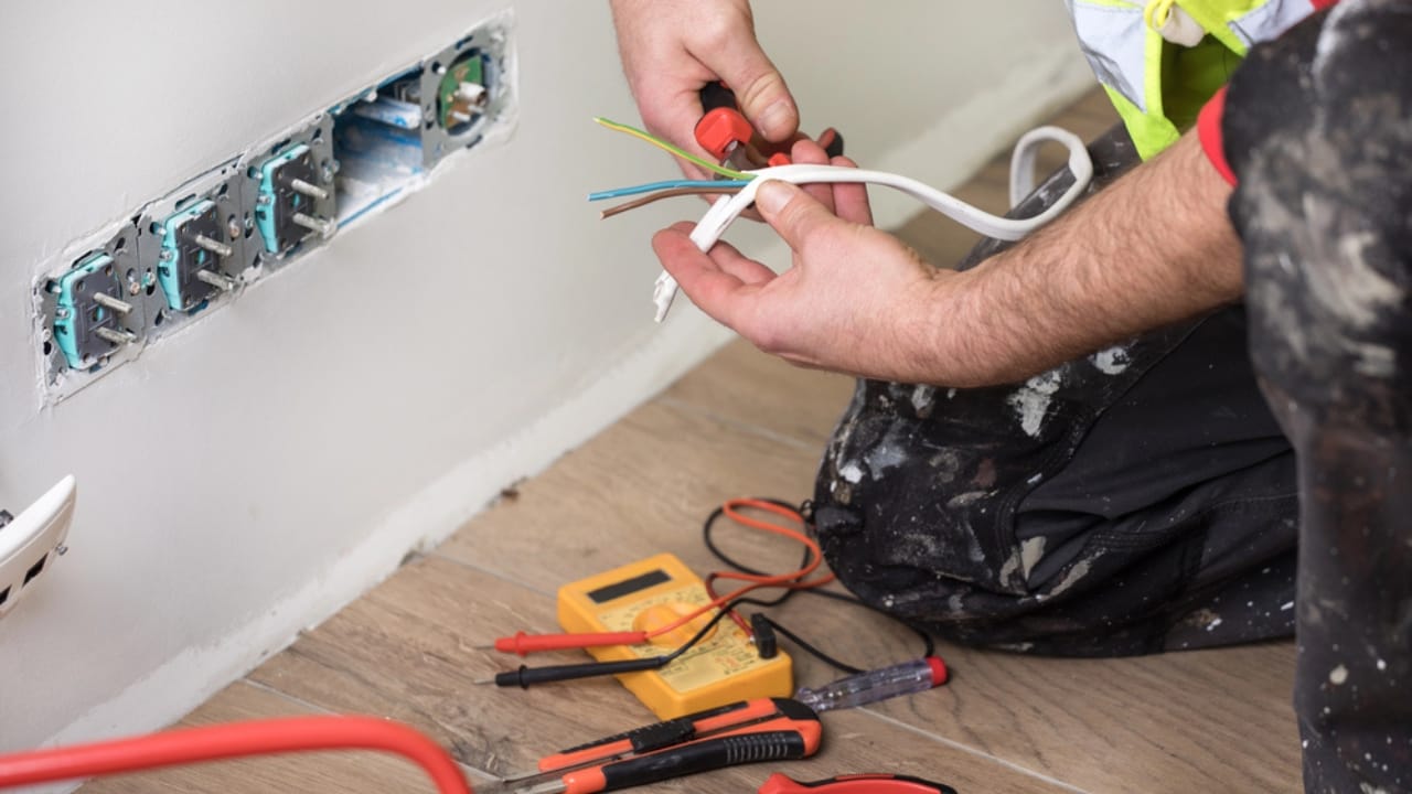 15 Electrician-Approved Ways to Improve Home Safety & Cut Energy Costs 3 15 Electrician-Approved Ways to Improve Home Safety & Cut Energy Costs - DIY electrical issue dp272301270