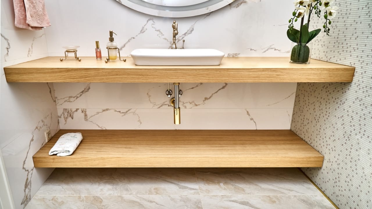 18 Stylish Ways to Turn Your Bathroom into a Japandi Zen Haven 6 18 Stylish Ways to Turn Your Bathroom into a Japandi Zen Haven - Floating wooden basin countertops dp405754454