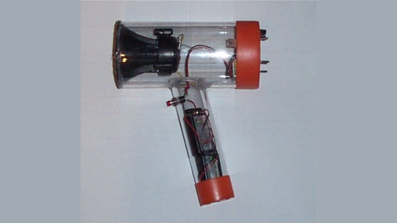 Urban Survival Kit: 16 Non-Lethal Essentials for Modern Self-Defense 16 Urban Survival Kit: 16 Non-Lethal Essentials for Modern Self-Defense - Image Credit Future Horizons Inc