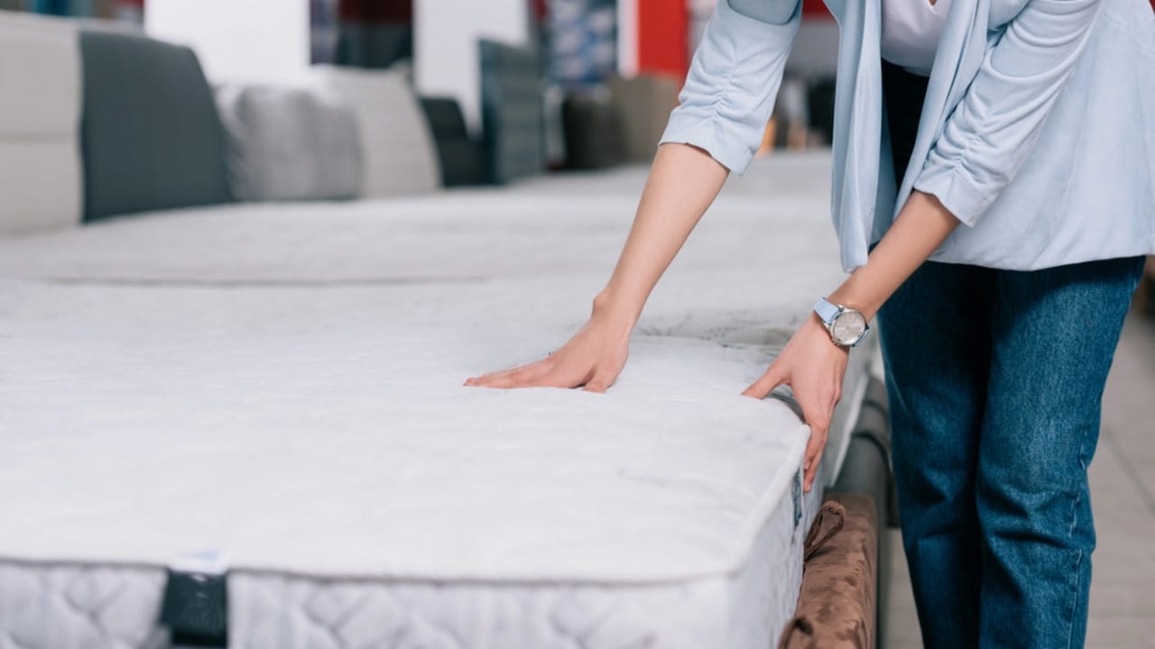 Quality Over Quantity: 20 Home Essentials You Should Never Scrimp On 1 Quality Over Quantity: 20 Home Essentials You Should Never Scrimp On - Mattress dp190924310