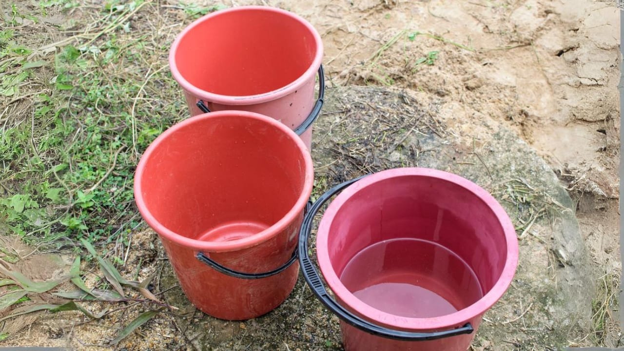 54% of Americans Face Disaster Risks: 18 Goodwill Essentials for Budget Survival Kits - Red plastic bucket ss1791477272