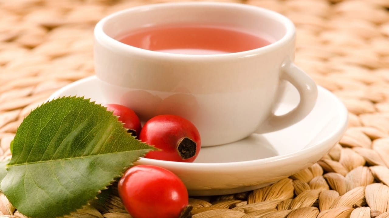 Rose Hips: A Natural Remedy & Delicious Ingredient 4 Rose Hips: A Natural Remedy & Delicious Ingredient - Rose hip tea dp4645510