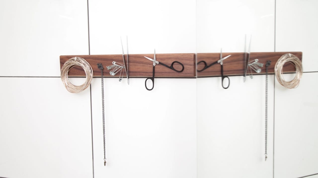 18 Bathroom Organization Hacks to Declutter Your Space 6 18 Bathroom Organization Hacks to Declutter Your Space - Shower cabin magnet panel dp241212554