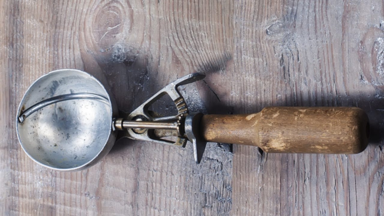 16 Vintage Kitchen Items Selling for Big Money Today 12 16 Vintage Kitchen Items Selling for Big Money Today - Vintage Ice Cream Scoops ss496016263