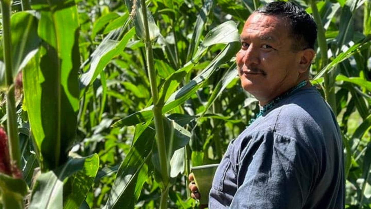 Generations-Old Navajo Techniques Restores Land & Address Climate Change 2 Generations-Old Navajo Techniques Restores Land & Address Climate Change - YALE 2