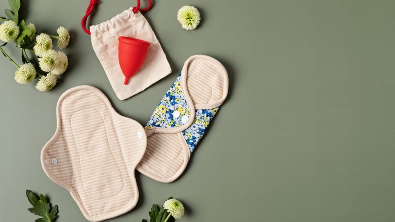 Don’t Toss These 16 Everyday Items Preppers Save for Survival 14 Don’t Toss These 16 Everyday Items Preppers Save for Survival - Zero waste periods kit reusable ss2164271081