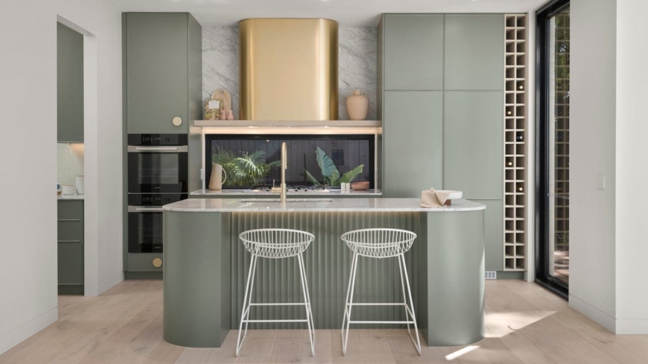 Why Designers are Raving About Kate Hudson's Kitchen Cabinets 4 Why Designers are Raving About Kate Hudson's Kitchen Cabinets - aesthetic green cabinet ss2444029965