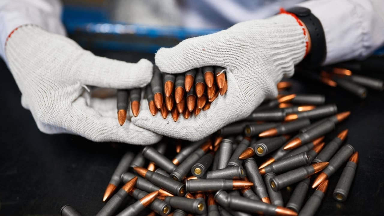12 Tips to Store Ammo Safely & Maximize Longevity 6 12 Tips to Store Ammo Safely & Maximize Longevity - ammunition factory sorting quality cartridges ss2270914151