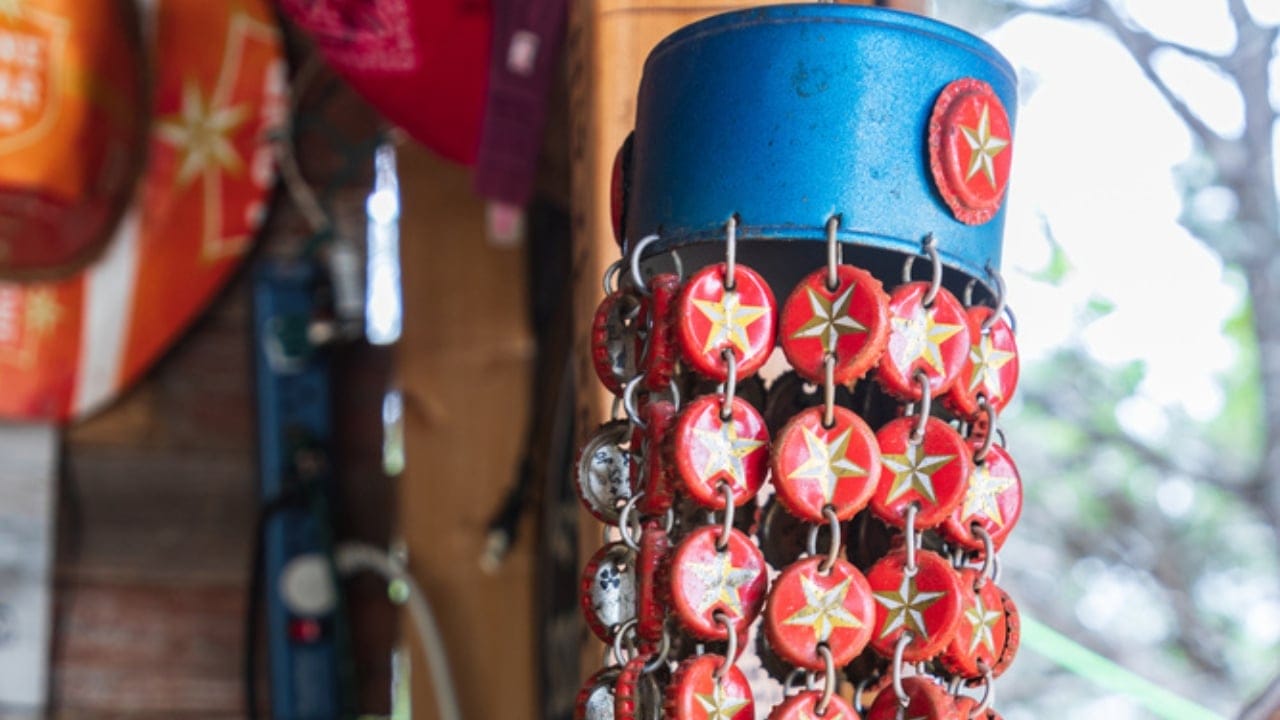 20 Creative Ways to Reuse Plastic Bottles in Your Home, Garden & Crafts - bottle cap wind chimes ss1979922170