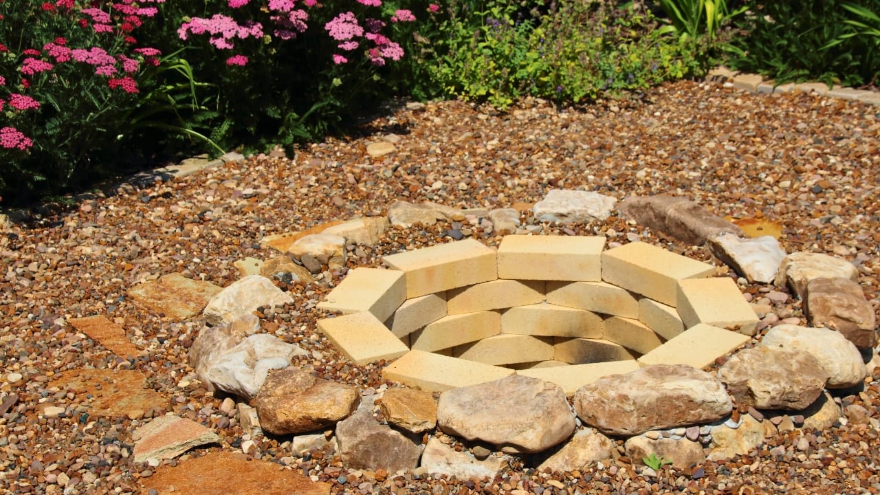 Rock Your Landscape with These 14 Creative Uses for Stones 11 Rock Your Landscape with These 14 Creative Uses for Stones - boulder fire pit ss484735084 degm