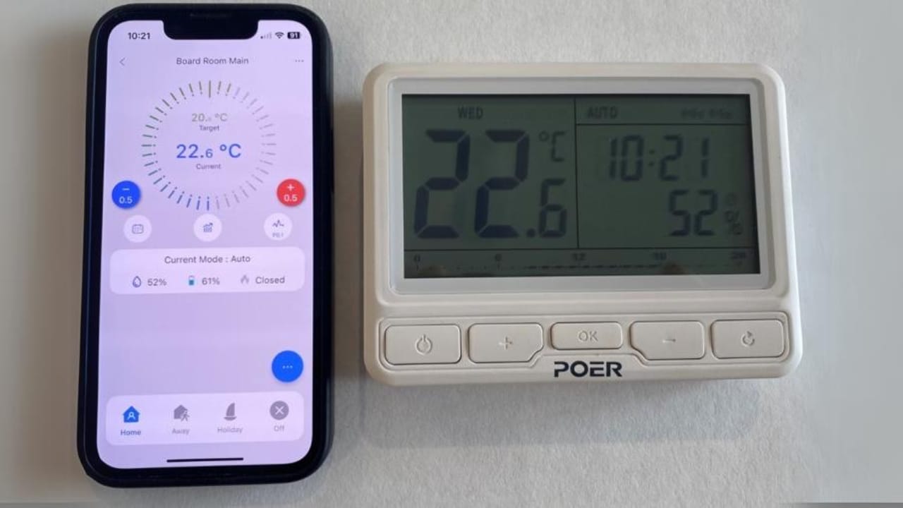 Electric Wallpaper: Heat Your Home in 3 Minutes & Slash Energy Costs 5 Electric Wallpaper: Heat Your Home in 3 Minutes & Slash Energy Costs - ceiling wallpaper3