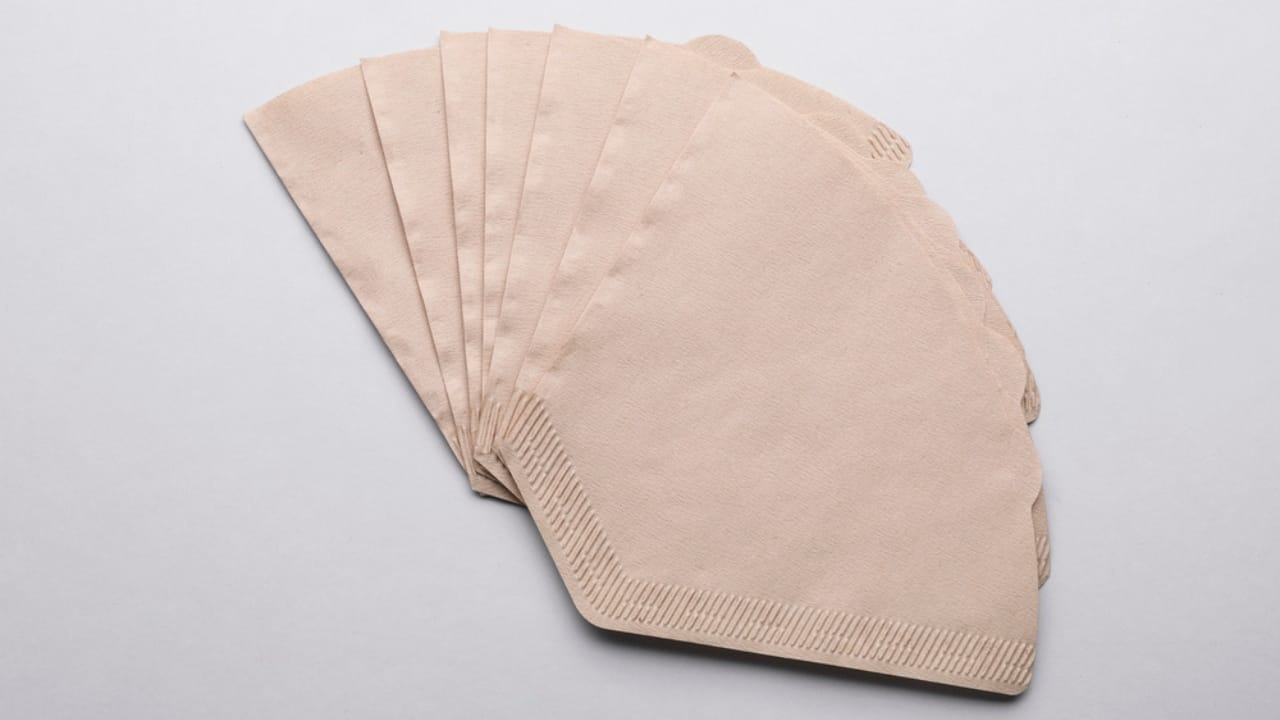 More Than Just for Coffee: 25 Life-Saving Uses for Coffee Filters 21 More Than Just for Coffee: 25 Life-Saving Uses for Coffee Filters - coffee filters dp649732968
