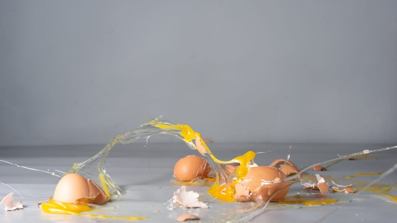 Think Twice: 15 Things You Shouldn’t Clean with Vinegar 6 Think Twice: 15 Things You Shouldn’t Clean with Vinegar - egg spills dp375247916