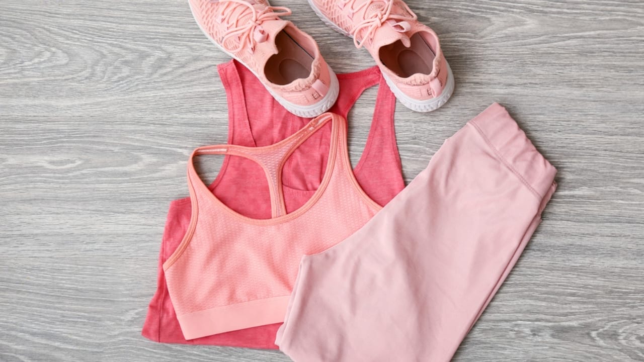 18 Laundry Pieces That Deserve More than Just a Quick Cold Wash 5 18 Laundry Pieces That Deserve More than Just a Quick Cold Wash - gym clothes dp507927516