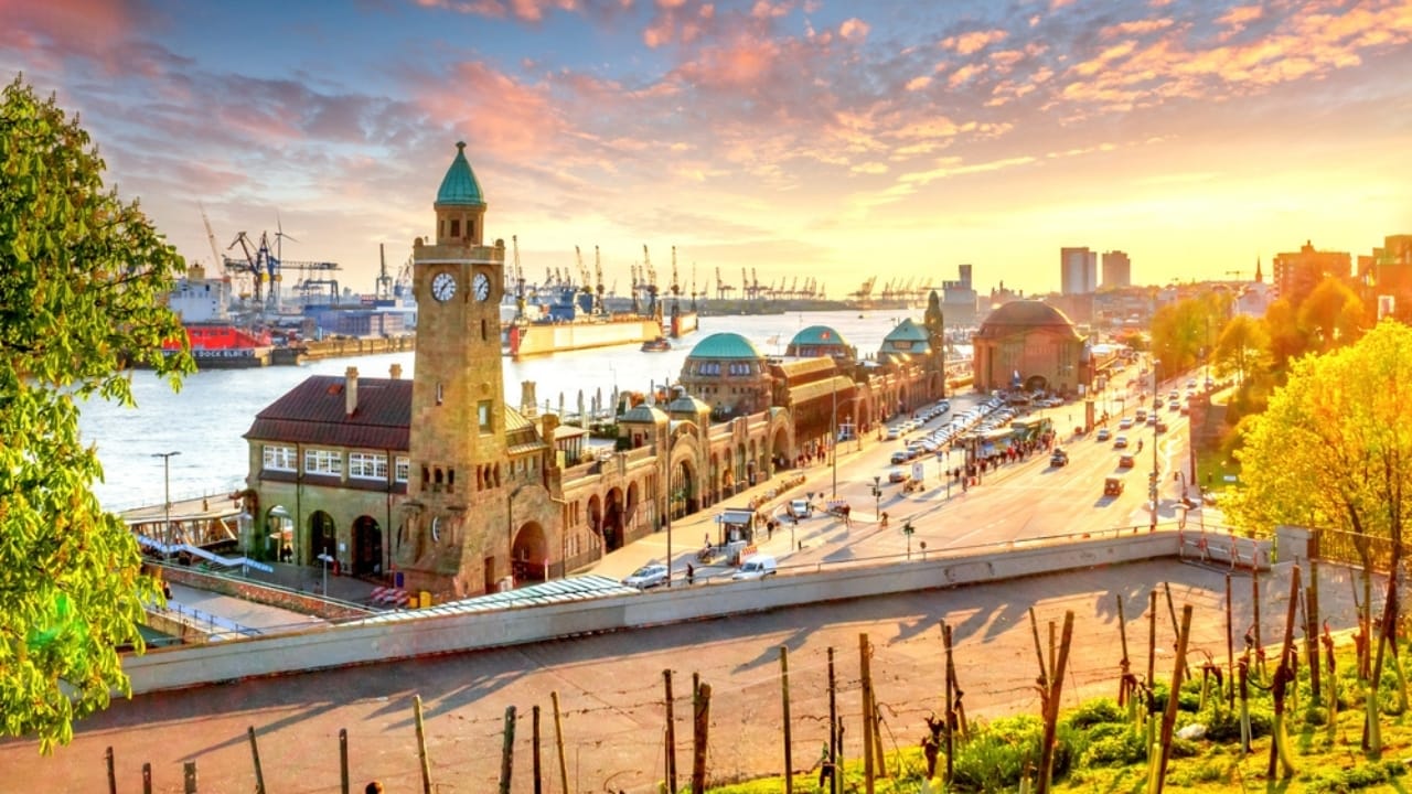 15 Countries Where Life Is Better Than in the U.S. 12 15 Countries Where Life Is Better Than in the U.S. - hamburg germany ss2424554731