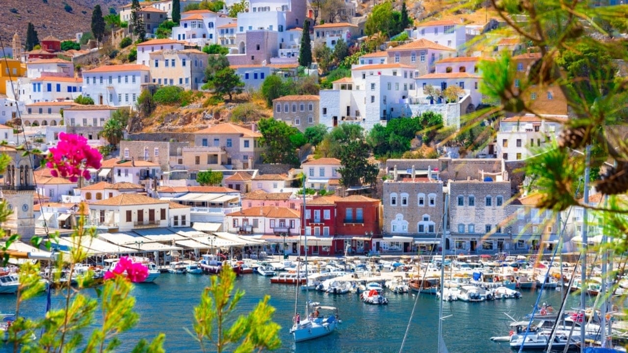 Avoid the Crowds in These 13 Charming Greek Cities 7 Avoid the Crowds in These 13 Charming Greek Cities - hydra town greece ss2049678176