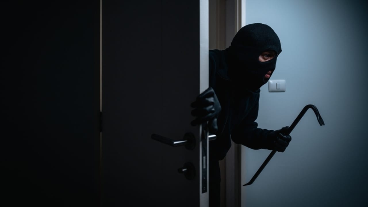 10 Reasons to Rethink Leaving Your Porch Light On Overnight - intruder ss2492188633