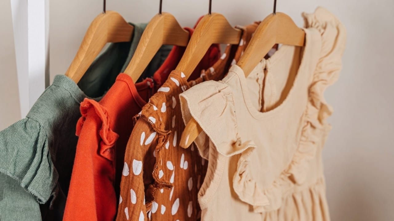 15 Signs You’ve Found a High-Quality Gem at the Thrift Store 11 15 Signs You’ve Found a High-Quality Gem at the Thrift Store - kids clothes ss2296949491