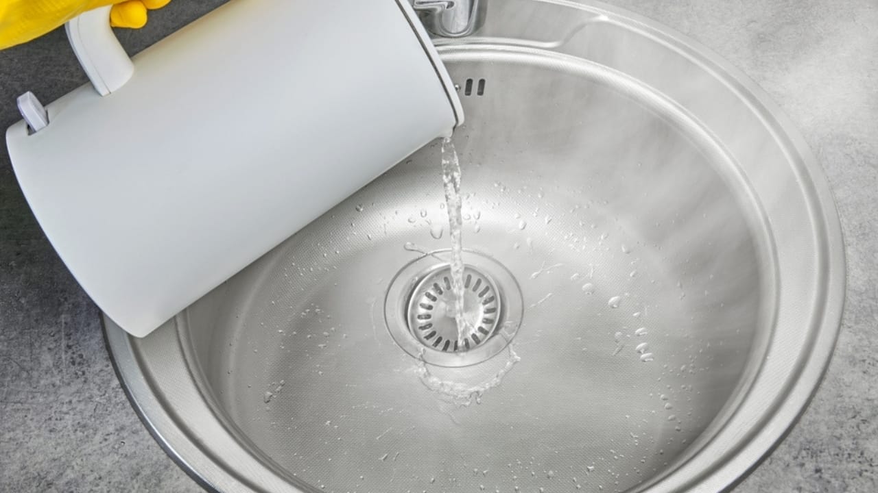Kitchen Sink Odors? Here’s What’s Causing Them & How to Get Rid of It - kitchen sink boiling water ss2241103075