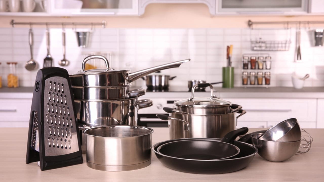 10 Things You Should Never Store in Low Kitchen Cabinets - kitchenware dp156705602