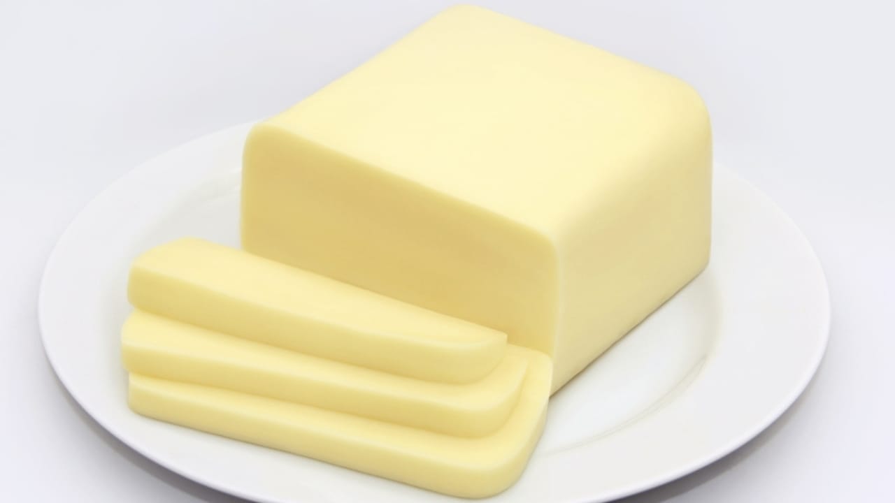 15 Foods in Your Fridge That Spoil Faster Than You Think 9 15 Foods in Your Fridge That Spoil Faster Than You Think - mozzarella cheese ss2441427621