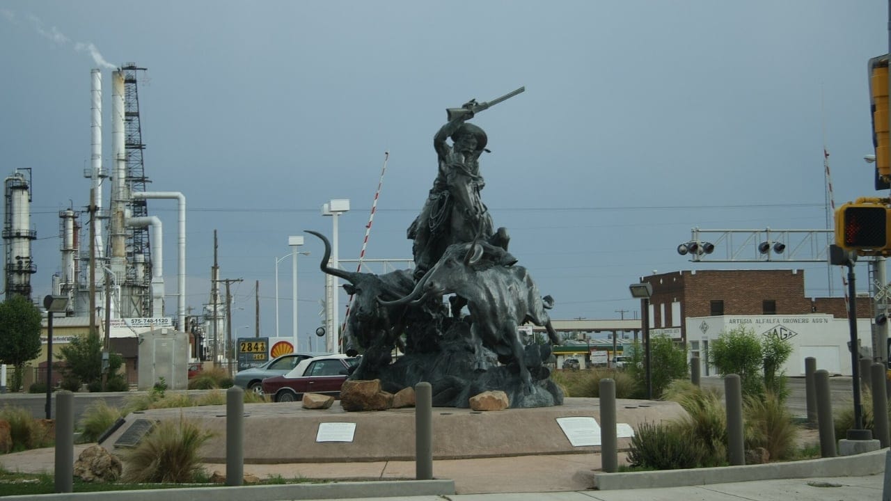15 States That Embody the Spirit of Cowboys & the Old West -