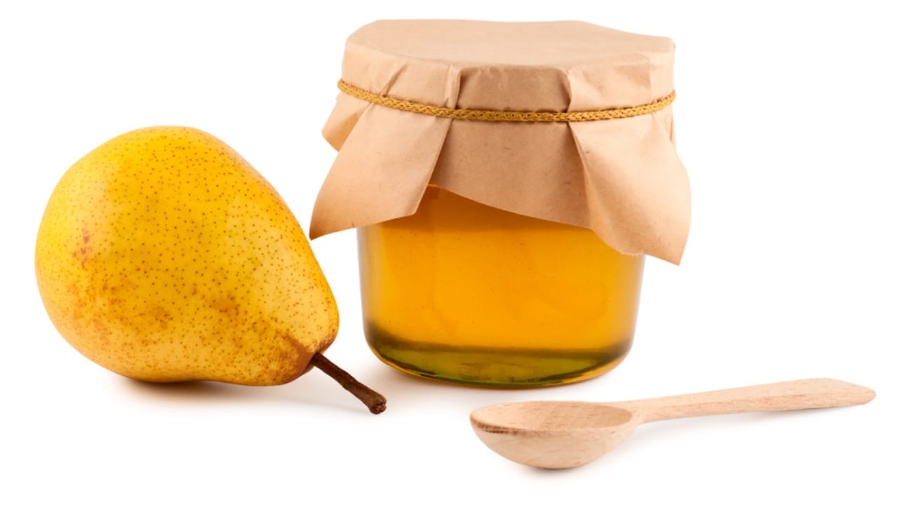 New to Canning... Start with These 25 Simple Recipes for Fresh Tastes Year-Round 12 New to Canning... Start with These 25 Simple Recipes for Fresh Tastes Year-Round - pear honey dp4104271