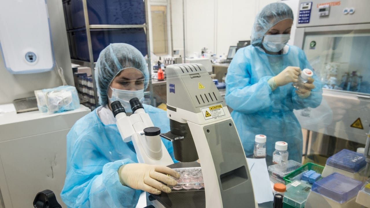 Natural Enzyme Blocker Found in Flowers Offers New Hope for MS & Cancer Therapy 8 Natural Enzyme Blocker Found in Flowers Offers New Hope for MS & Cancer Therapy - research ss539866399