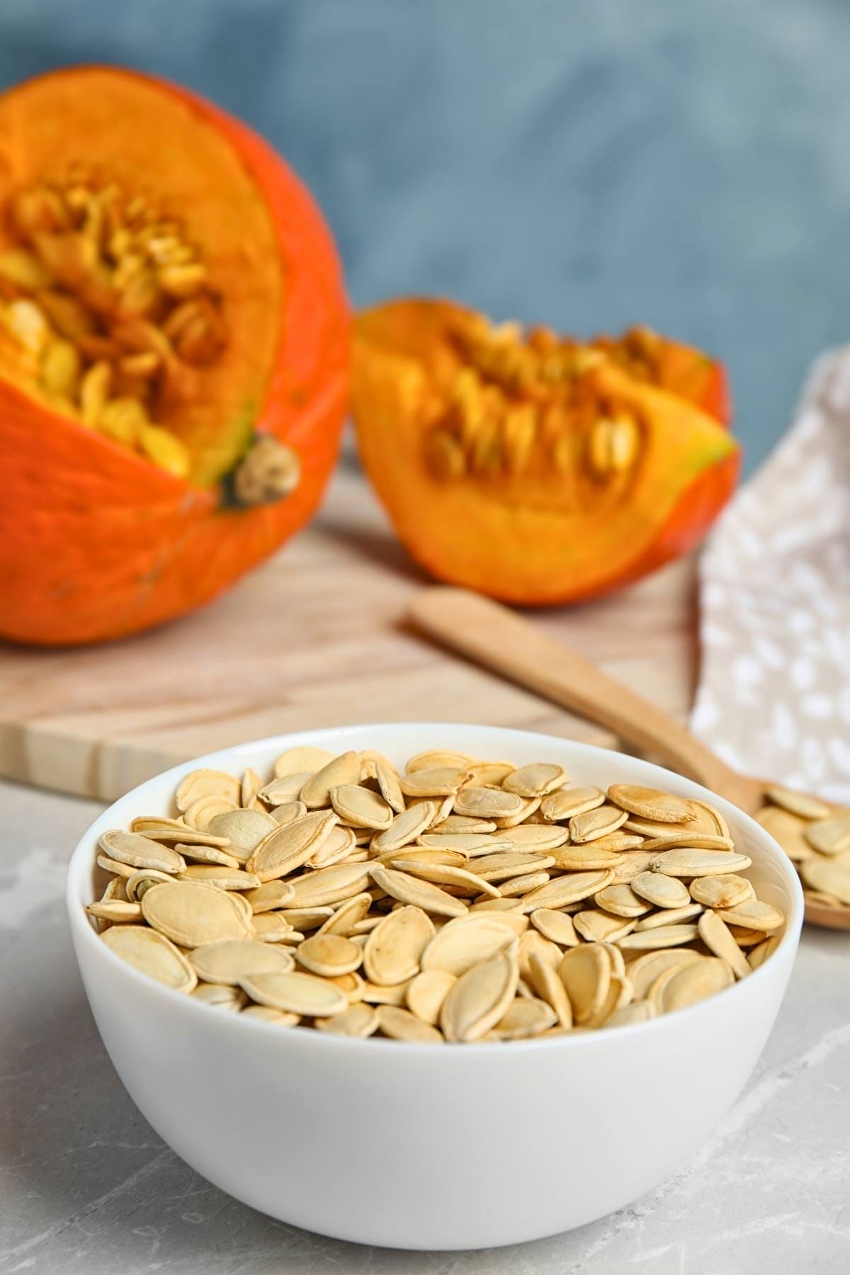 The Simple Trick for Perfectly Roasted Pumpkin Seeds Every Time 3 The Simple Trick for Perfectly Roasted Pumpkin Seeds Every Time - roasted pumpkin seeds ss1506836594dnoh