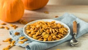 The Simple Trick for Perfectly Roasted Pumpkin Seeds Every Time 1 The Simple Trick for Perfectly Roasted Pumpkin Seeds Every Time - roasted pumpkin seeds ss757140604dnoh
