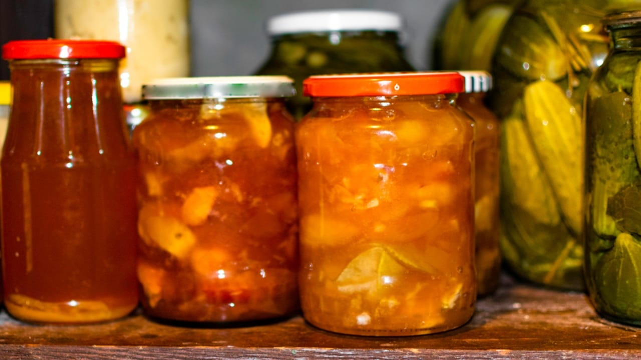 15 Canning Mistakes You Can’t Afford to Make - spoilage can dp229917986