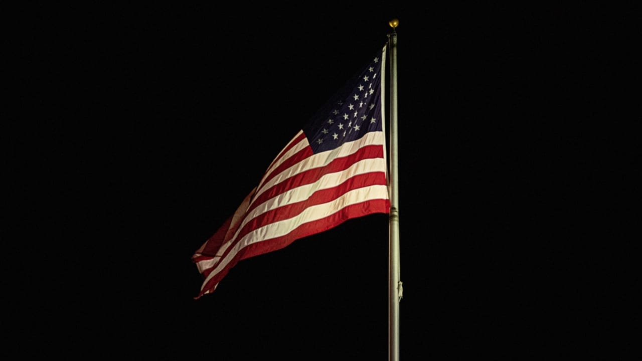Old Glory in the Spotlight: 6 Tips for Illuminating Your Flagpole According to U.S. Guidelines - us flagpole dp274767464