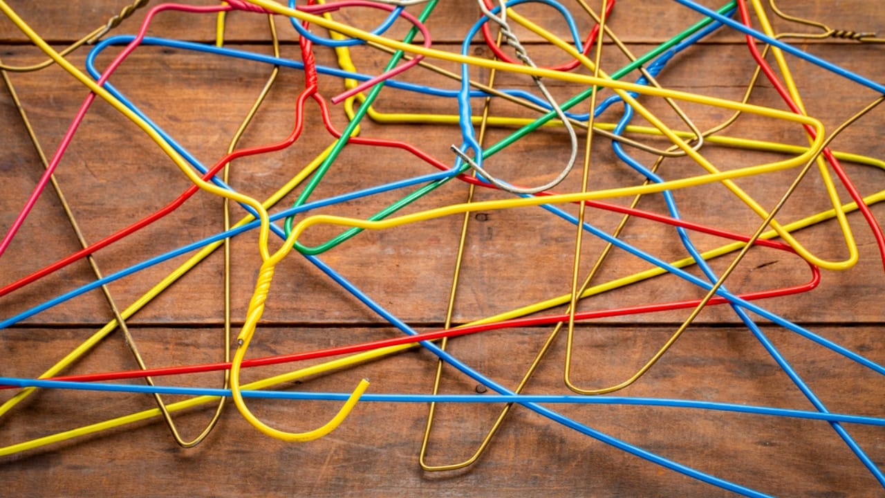 Millennial Minimalism: 15 Things to Let Go of in Your 30s 9 Millennial Minimalism: 15 Things to Let Go of in Your 30s - wire hanger dp204555172