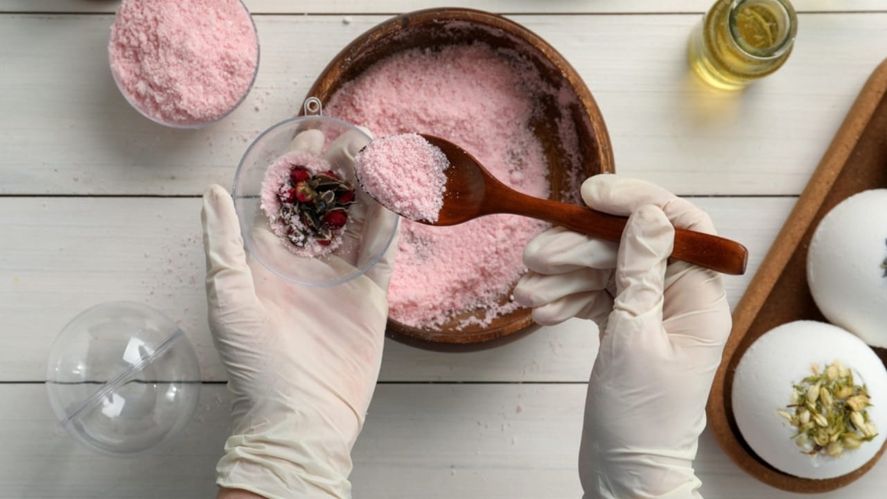 Forget Chemical Sprays: Why Epsom Salt Potpourri is the New Go-To for Fresh Homes 4 Forget Chemical Sprays: Why Epsom Salt Potpourri is the New Go-To for Fresh Homes - woman making Epsom Salt Potpourri ss2124887624