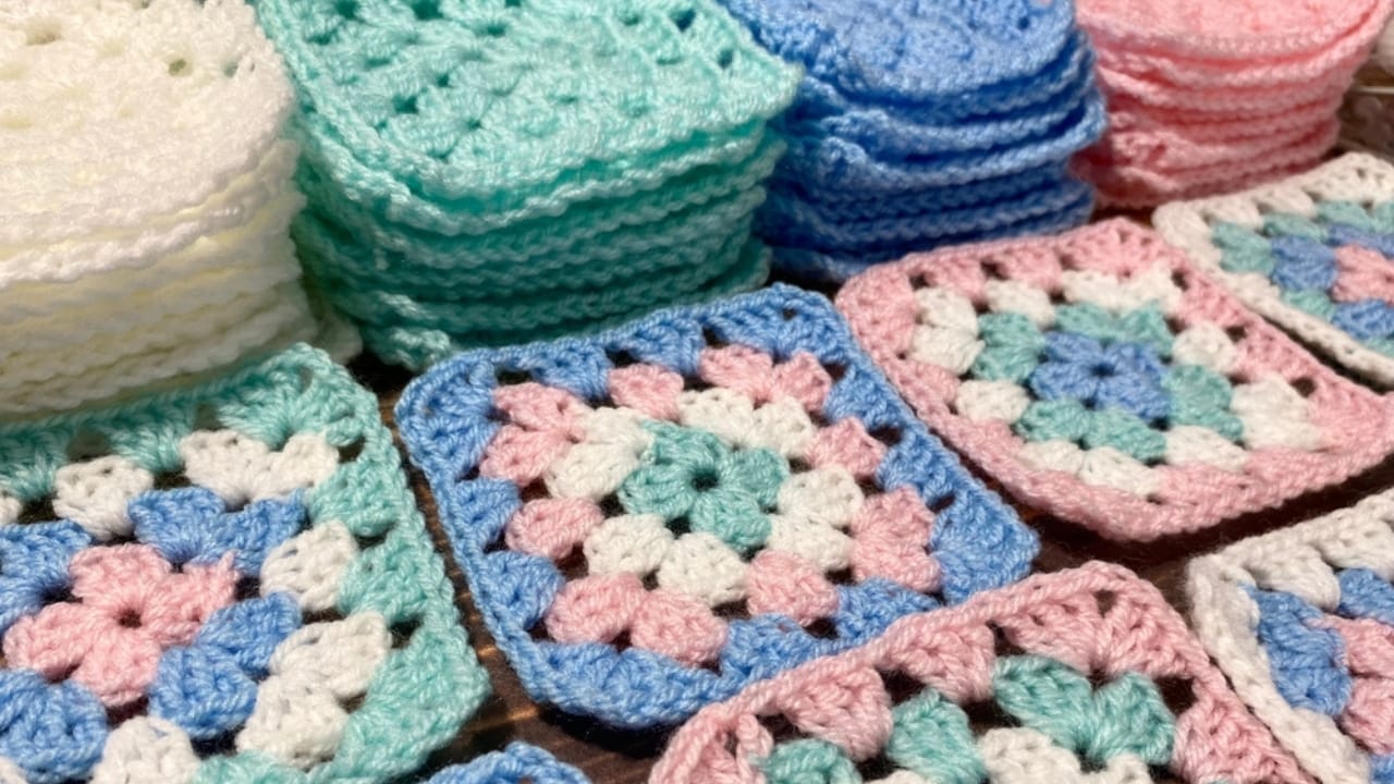 Don’t Toss That Yarn: 15 Creative Uses for Your Leftover Scraps 5 Don’t Toss That Yarn: 15 Creative Uses for Your Leftover Scraps - yarn granny square ss2536041441