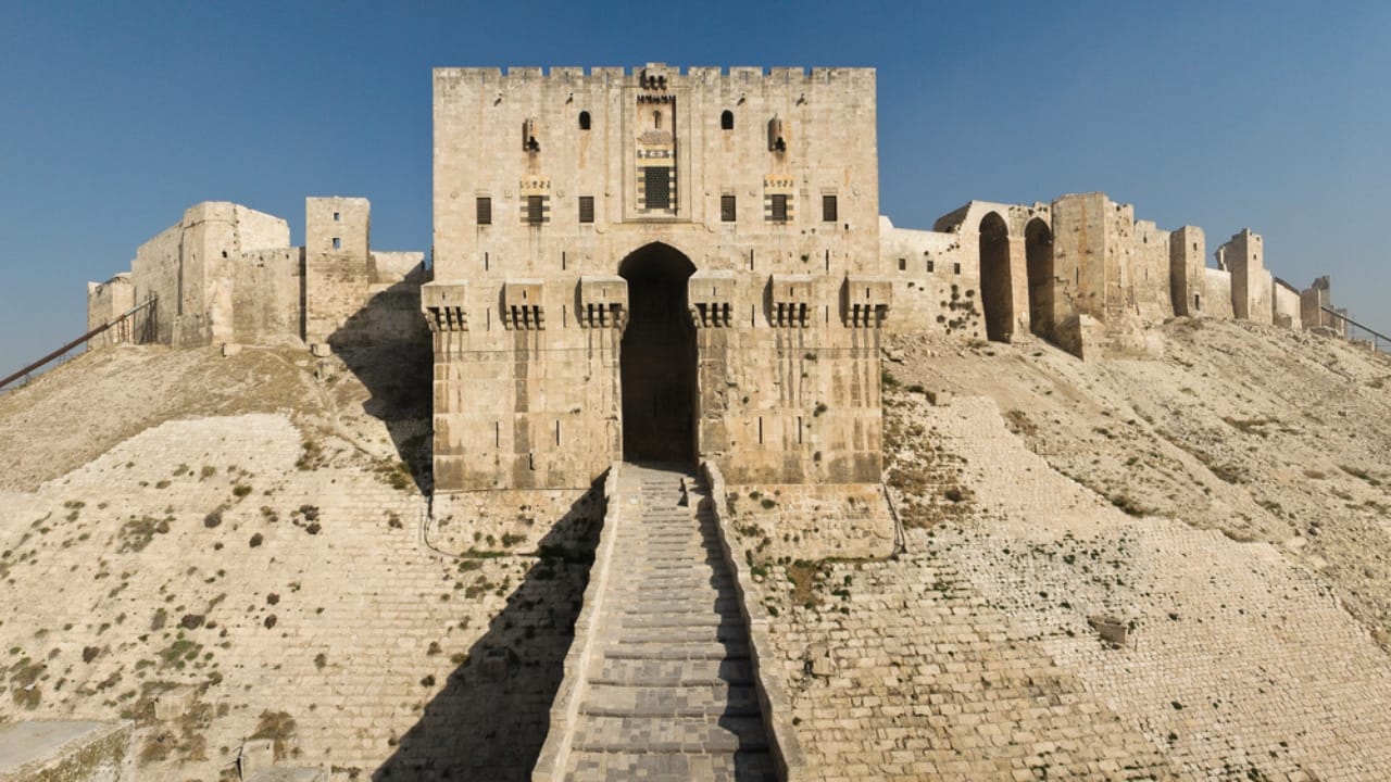 10 Oldest Cities That Survived the Fall of Empires 7 10 Oldest Cities That Survived the Fall of Empires - Aleppo The Crossroads City dp112377230 dnoh