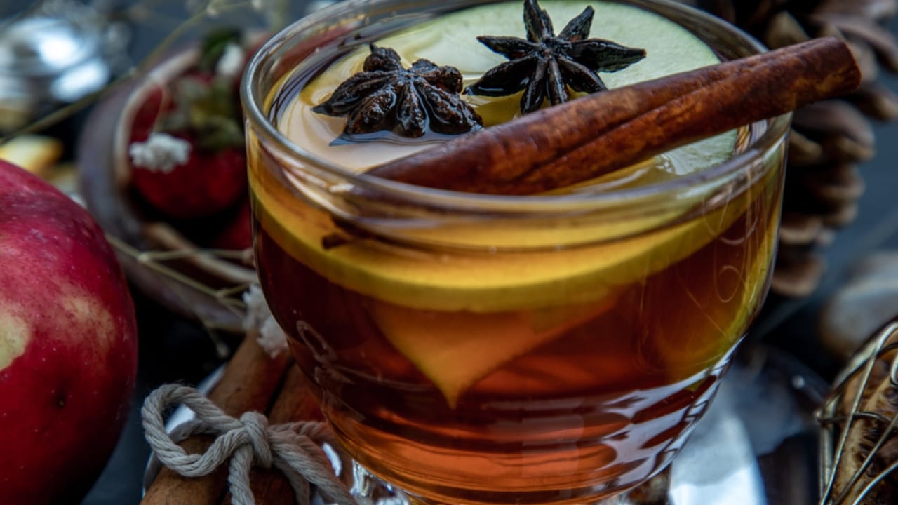 20 Fall Cocktails Full of Warm, Cozy Flavors 9 20 Fall Cocktails Full of Warm, Cozy Flavors - Chai Hot Toddy dp342952716 dnoh