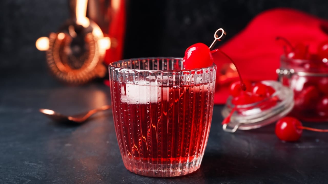 20 Fun & Tasty Christmas Mocktails to Try 21 20 Fun & Tasty Christmas Mocktails to Try - Cherry Christmas Mocktail dp541498376 dnoh