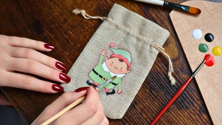 25 Creative DIY Gifts for a Memorable Holiday Season - Christmas Elf DIY Project ss2535717437 degm