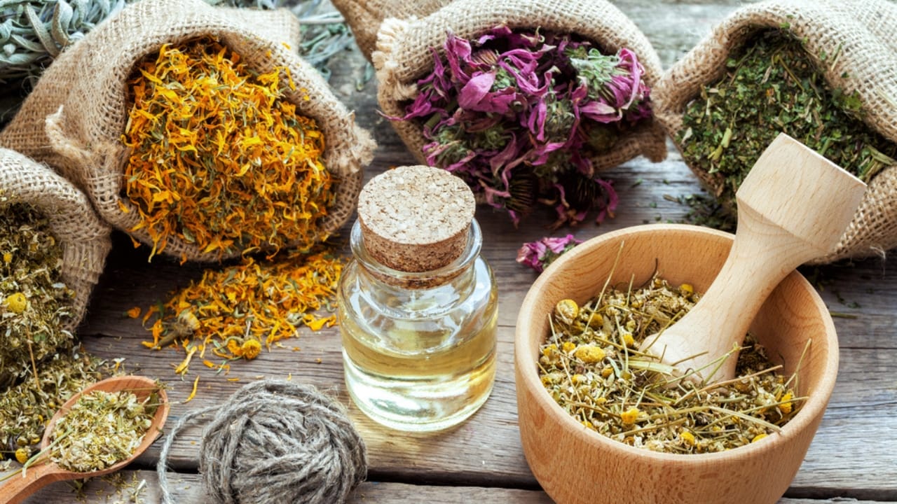 20 Items to Stock Up On for Food Security & Savings 21 20 Items to Stock Up On for Food Security & Savings - Dried Herbs dp63935751 dnoh