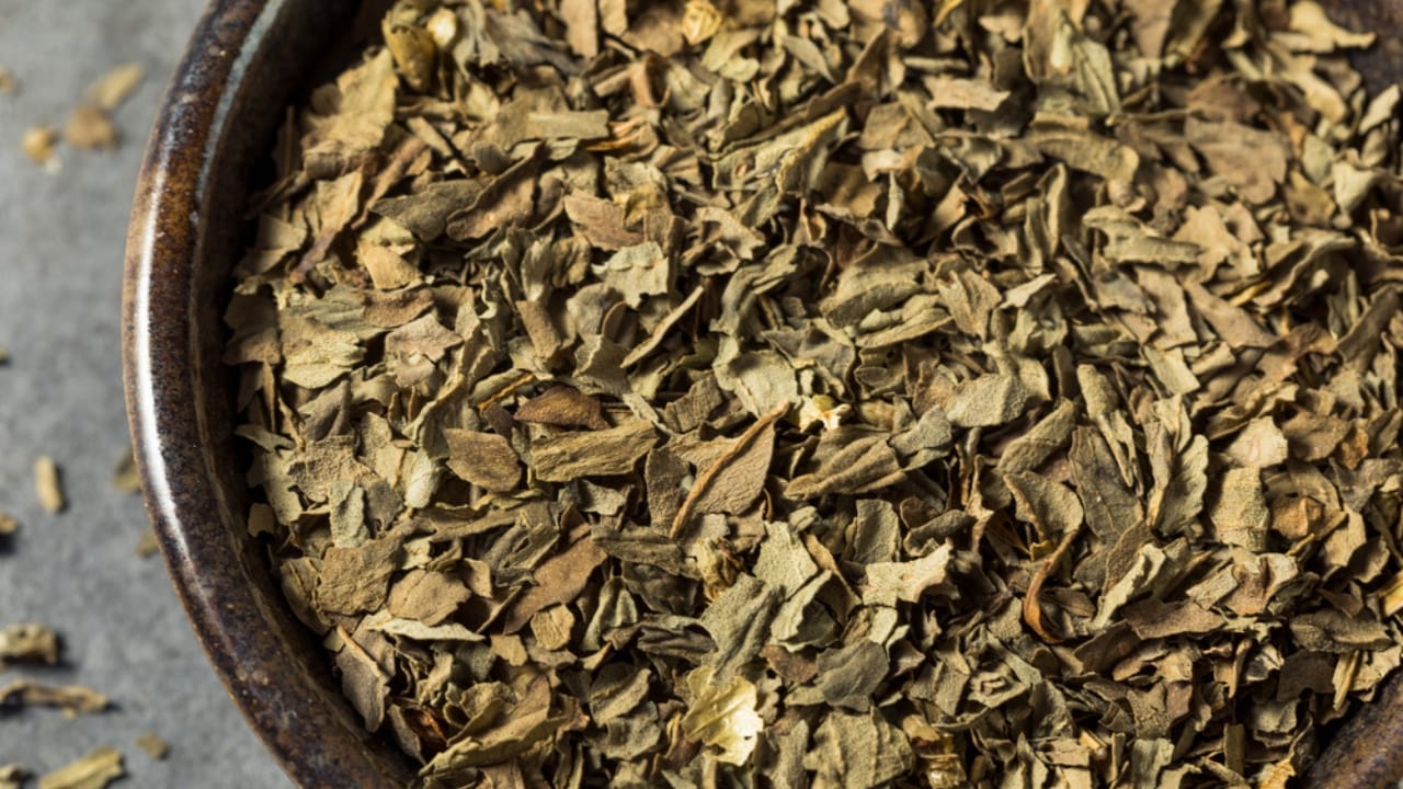 11 Herbs to Dry Now for Freshness That Lasts All Year - Dry Organic Basil dp469905354 dnoh