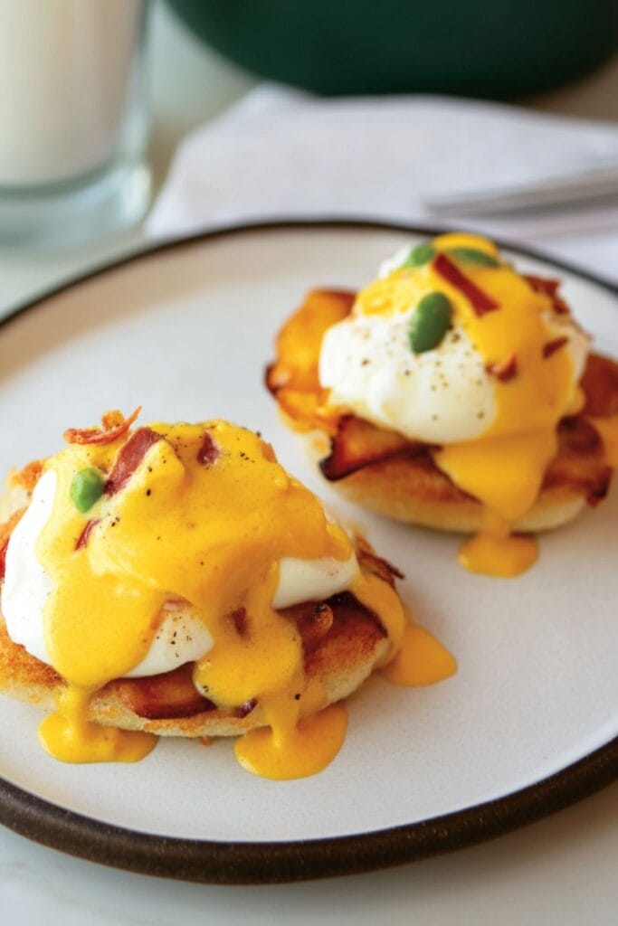 Carnivore Diet Eggs Benedict: A Luxurious Breakfast Twist 2 Carnivore Diet Eggs Benedict: A Luxurious Breakfast Twist - Eggs Benedict Pin